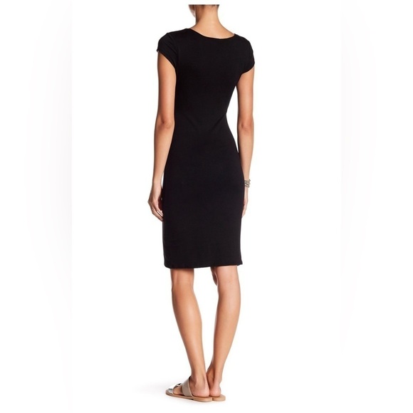 Velvet Torch Cap Sleeve Bodycon Dress - Picture 2 of 4